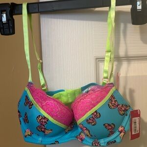 Macy’s butterfly bra
